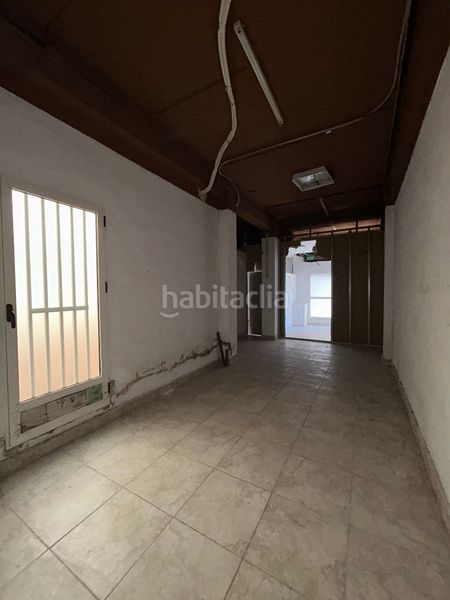Foto bc463887-a37a-4894-8fee-f45e3ce80081. Lloguer local comercial a carrer de la llibertat 162 a Sagunt