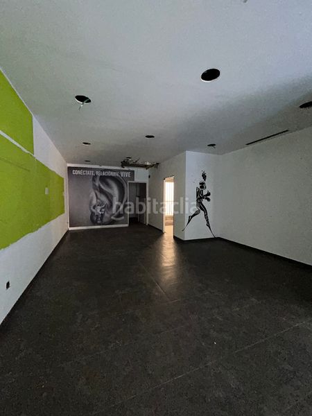 Foto f37c3816-7604-41e1-8e88-17f17be715ec. Lloguer local comercial a carrer de la llibertat 162 a Sagunt