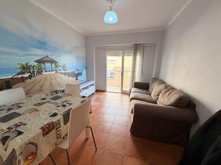 Location Appartement  Carrer astúries. Piso de alquiler a 3min con vistas al mar