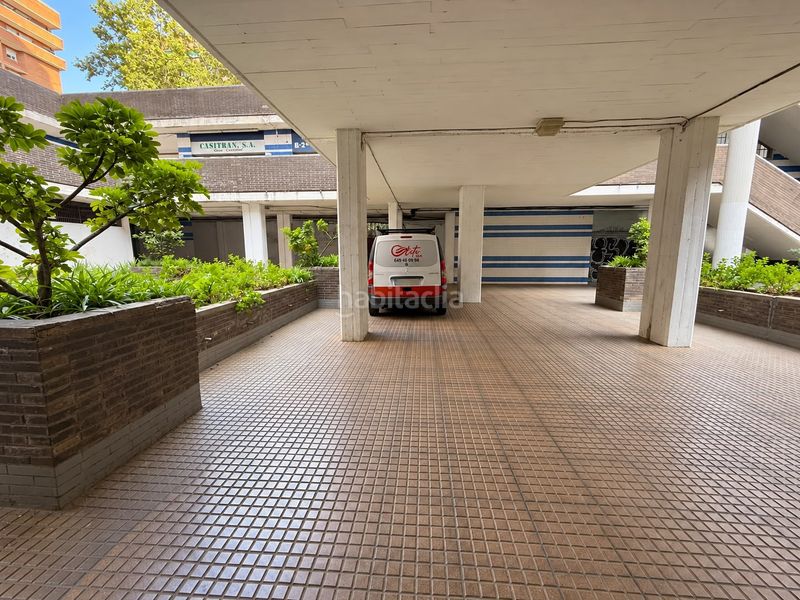 Foto 30baabc6-41c1-4087-b537-0f1f3325dff5. Alquiler local comercial local industrial polivalente de 120 m² en alquiler en Esplugues de Llobregat