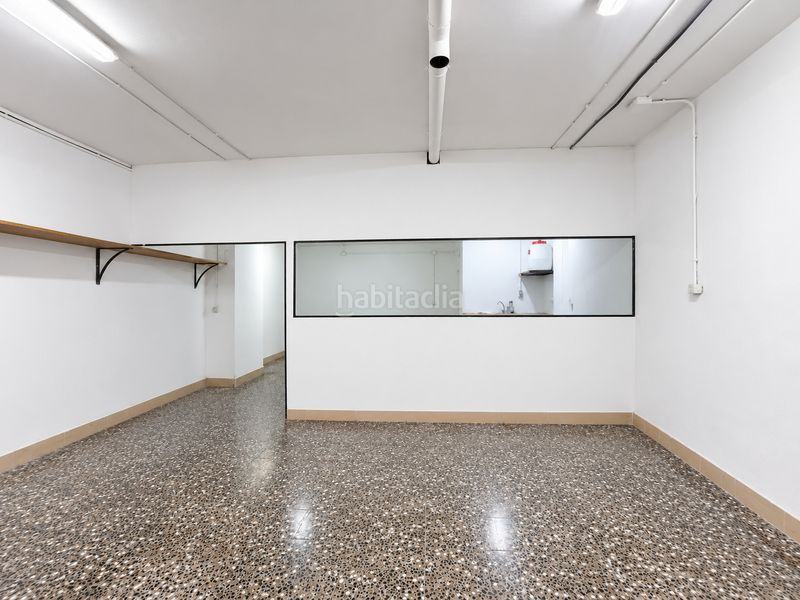 Foto 9f02d44d-ea43-4332-80fe-040e34bb81be. Alquiler local comercial local industrial polivalente de 120 m² en alquiler en Esplugues de Llobregat