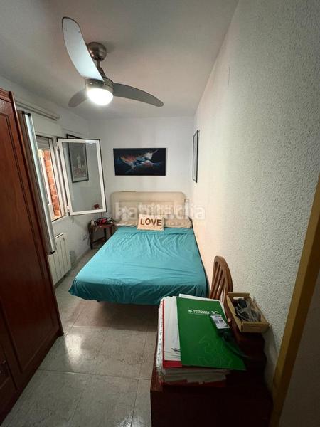 Foto cf9dad85-f6a8-48e9-9355-c90ed8361e60. Piso  en venta en Palomeras Bajas Madrid