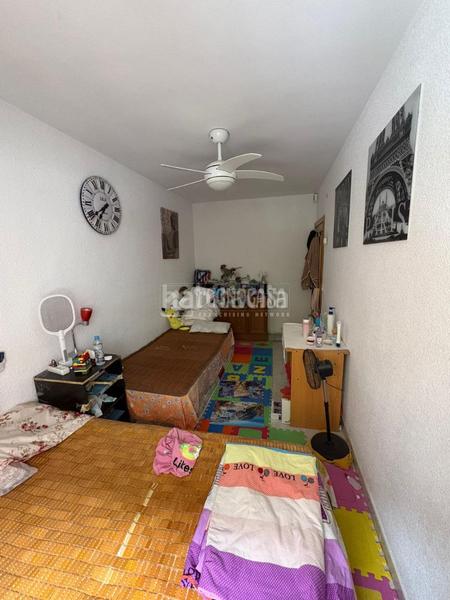 Foto d7c8bcc7-1633-4c69-b45a-4992cfeefa64. Piso  en venta en Palomeras Bajas Madrid