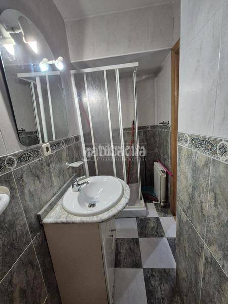 Foto 402356f0-cf78-42c5-a9ef-6a484b89f335. Piso  en venta en San Diego Madrid