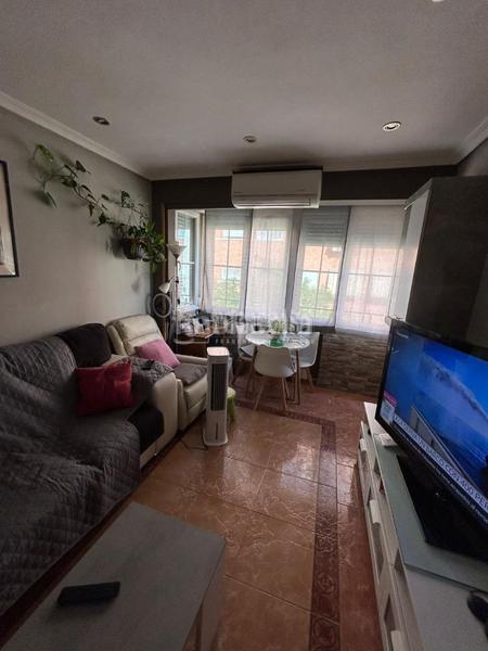 Foto bf6bc064-6104-44e7-be28-f41056a26f60. Flat in Palomeras Bajas Madrid