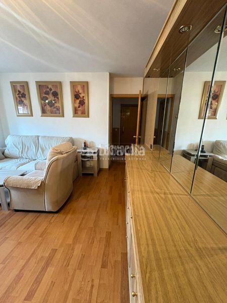 Foto 657f5ba3-19c0-4d26-b130-c390a61c2f56. Pis a Palomeras Bajas Madrid