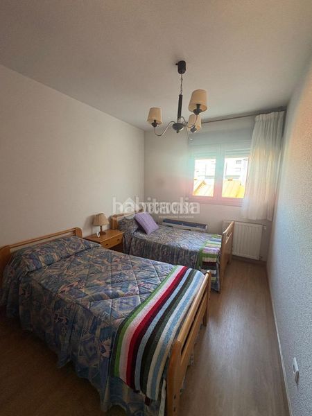 Foto 1dc14184-d30d-4cfa-91ef-d05fed84a0d0. Pis a Palomeras Bajas Madrid