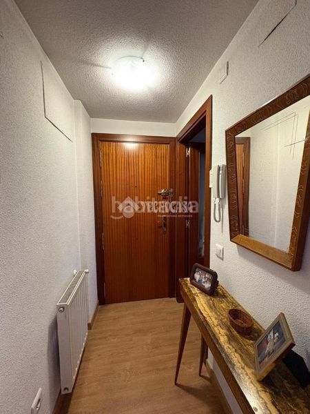 Foto 51ff8a4f-6c58-4cff-805a-6e58bb6e608f. Pis a Palomeras Bajas Madrid