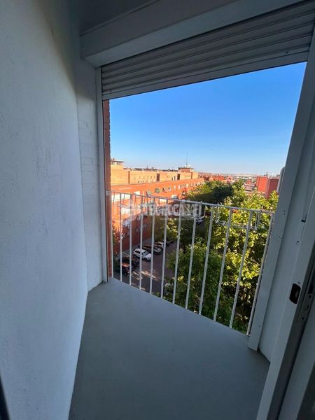 Foto 4799c0ef-a8ed-4a39-9cdb-32616d2b9d02. Piso  en venta en Palomeras Bajas Madrid