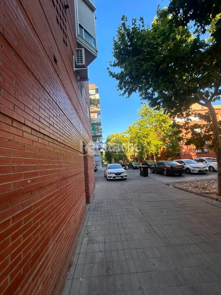 Foto 8003a508-1259-4fb1-9e2c-37c60b02a93d. Piso  en venta en Palomeras Bajas Madrid