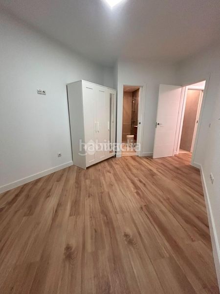 Foto eb45df7a-5f4e-46c1-a7d3-fa152f5775a0. Piso  en venta en Palomeras Bajas Madrid