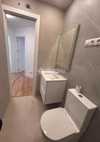 Foto f17a2b87-5713-4ce2-bb3a-9c3f86cd7a3b. Piso  en venta en Palomeras Bajas Madrid