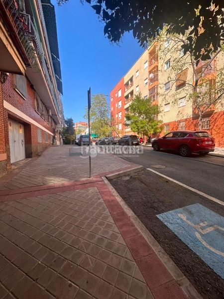Foto da769d27-2124-4760-941a-10395b5aa49f. Pis a Palomeras Bajas Madrid