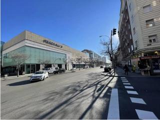 Parking coche en Almendrales. Boxplaza de garaje en venta en madrid