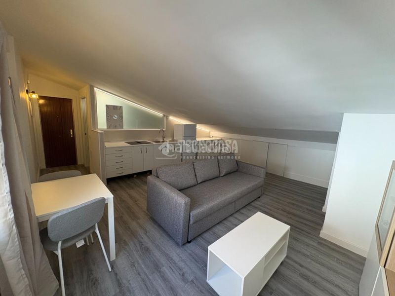 Foto 55e6d2be-5489-4e58-81a2-80bad8de6c90. Rent flat with heating in Moscardó Madrid