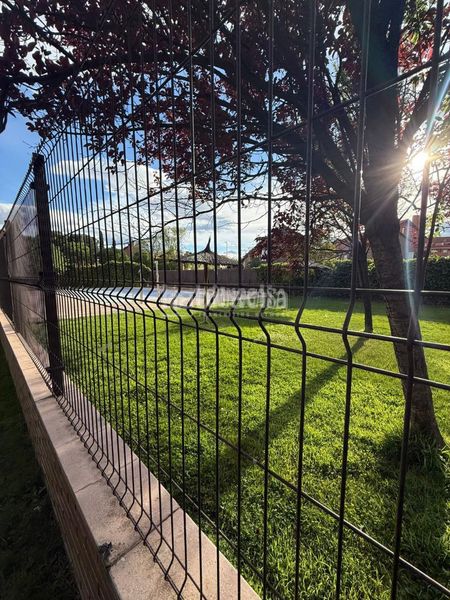 Foto cb2bb60c-75dd-4227-b051-d7ce3f61adf2. Pis amb aparcament a Corralejos-Campo de las Naciones Madrid