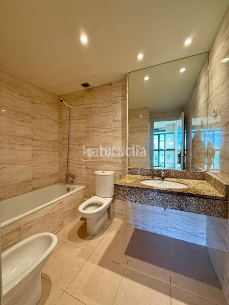 Foto f3a07e5e-3f5f-40ed-a190-b8cbe766b31e. Pis amb aparcament a Corralejos-Campo de las Naciones Madrid