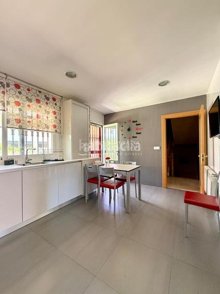 Foto c99688b3-504d-4fc6-a440-51e2b0899697. Piso  en venta en Timón Madrid