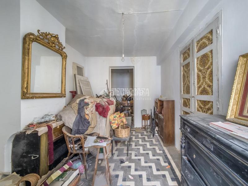 Foto 05c18d93-4320-42be-9373-b59cba71a17a. Piso  en venta en Cortes-Huertas Madrid