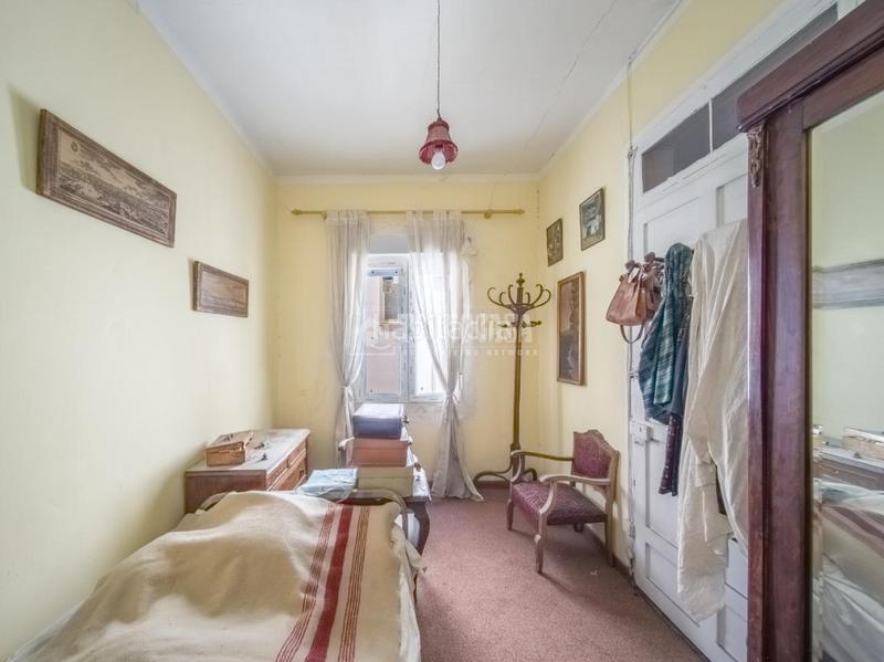 Foto 1018417f-f945-4180-8e03-16a586715485. Piso  en venta en Cortes-Huertas Madrid