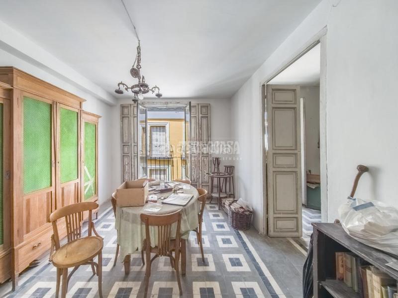 Foto 12f63de7-40ef-4220-8241-345683edaf2d. Piso  en venta en Cortes-Huertas Madrid