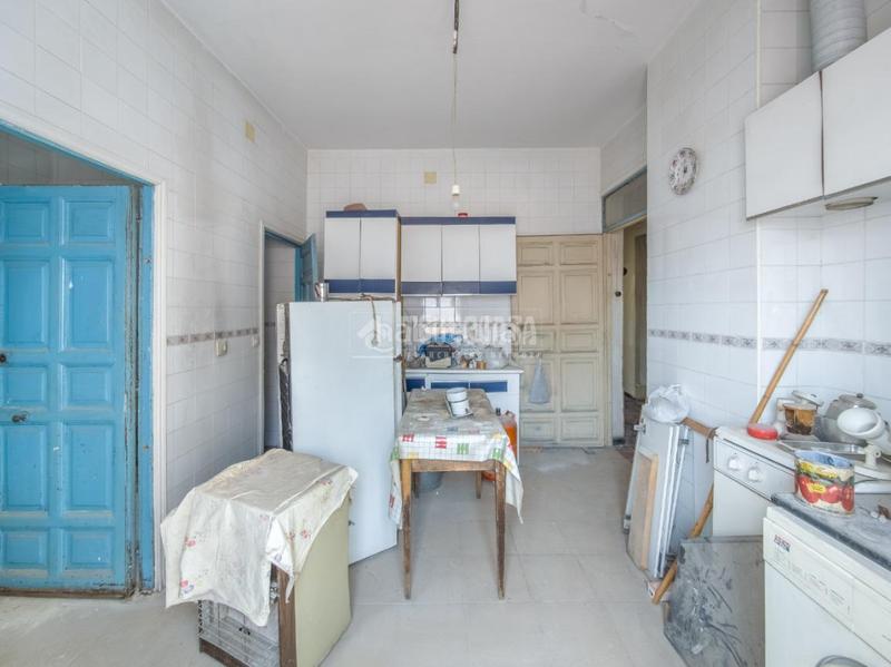 Foto 2a607572-a1c2-4c08-8467-073e79ec117e. Piso  en venta en Cortes-Huertas Madrid