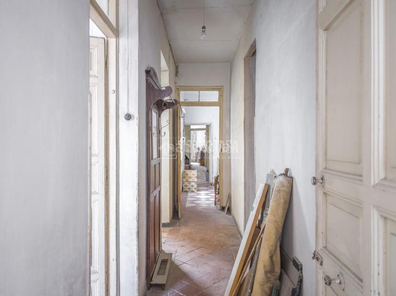 Foto 7e97b8d0-688d-4382-8657-a92ada81c96b. Piso  en venta en Cortes-Huertas Madrid