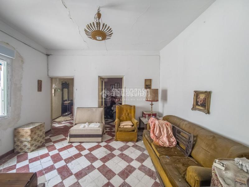 Foto f0f1d09f-d919-4b9d-b7e5-78990876ec64. Piso  en venta en Cortes-Huertas Madrid