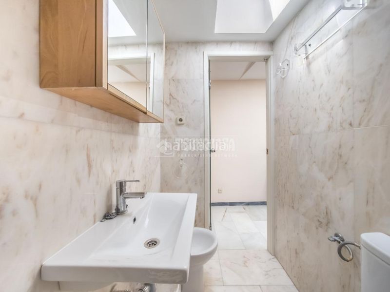 Foto ae9063f1-8ec2-4cf3-93e4-4ac0df277ee4. Pis a Embajadores-Lavapiés Madrid