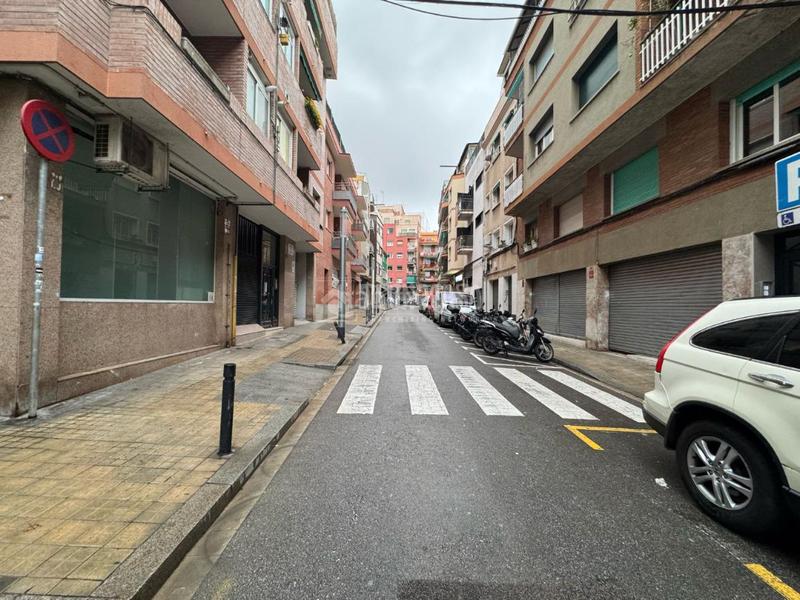 Foto bed37251-c38c-4d9e-b82d-de5b900a2d04. Parking coche boxplaza de garaje en venta en Prosperitat Barcelona