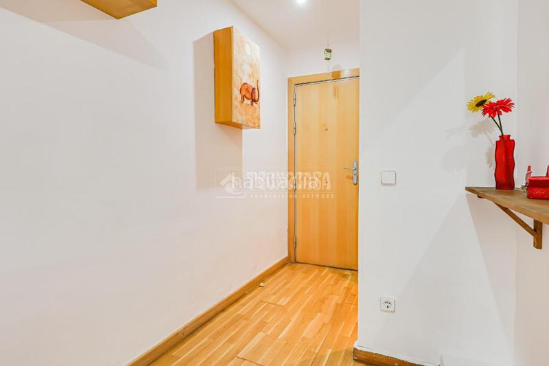 Foto 5c6719d1-72ba-468a-904f-ef32b6841bed. Piso  en venta en Prosperitat Barcelona