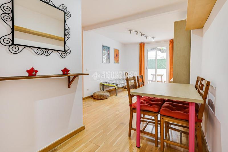 Foto 92d79eee-0426-4502-bbf6-944abda020ff. Piso  en venta en Prosperitat Barcelona