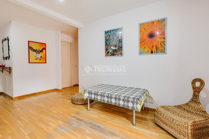 Foto cce0f73c-9e6c-4cae-8ad0-6c1548491267. Piso  en venta en Prosperitat Barcelona