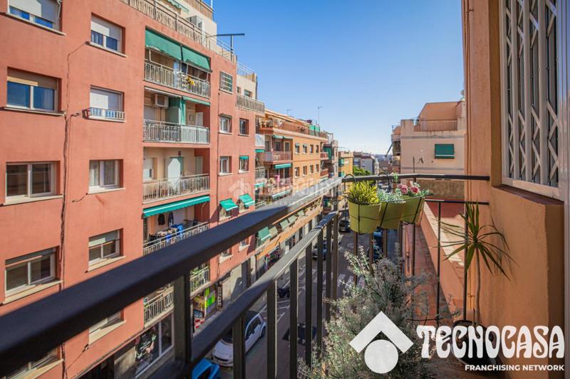 Foto 0b83109c-8913-43c2-9d54-c9188ae7a35f. Pis a Prosperitat Barcelona