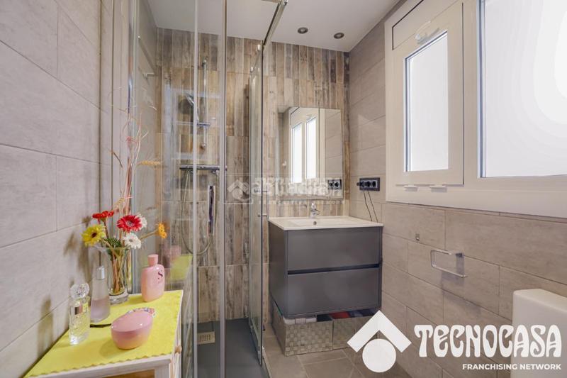 Foto 1a7d4f0e-be4e-4fa7-ac95-7ec1655d5947. Pis a Prosperitat Barcelona