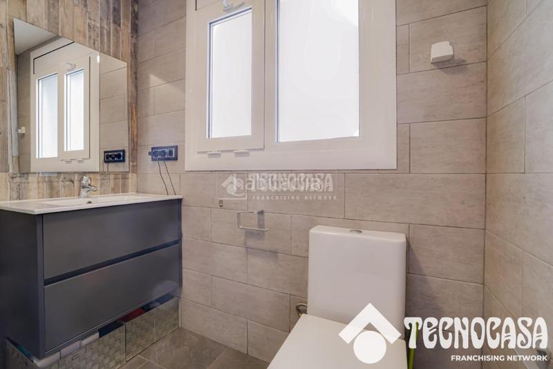 Foto c9d9ee28-83a1-4db0-aa1c-55ab6a76183d. Pis a Prosperitat Barcelona