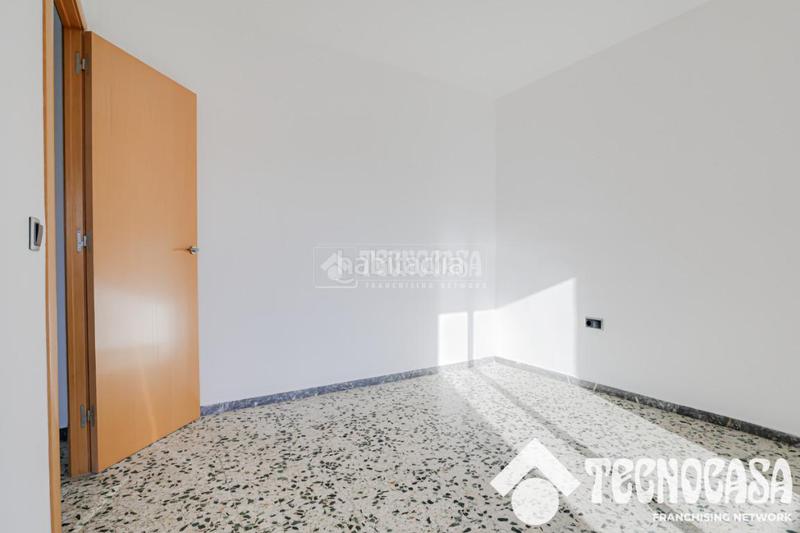 Foto 239dc910-bd7f-4070-948e-04fab3fbaa8a. Pis a Prosperitat Barcelona