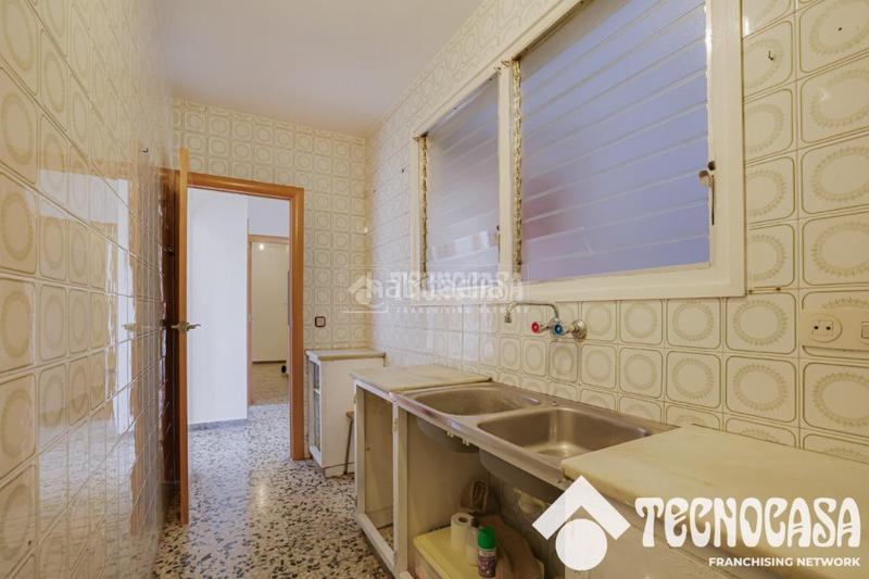 Foto 50298363-9f77-4a22-a9c3-f3fbfdea188d. Pis a Prosperitat Barcelona