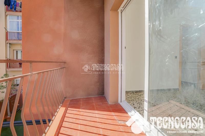 Foto 5e5402d7-0d2d-4045-abab-1c6d92ef09e6. Pis a Prosperitat Barcelona