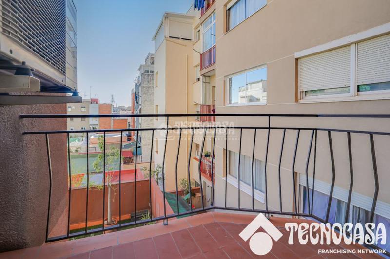 Foto d931d6a0-ed52-4dd5-b441-5bfa50b0f01e. Pis a Prosperitat Barcelona