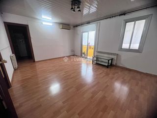 Flat in Prosperitat. Piso en venta en barcelona