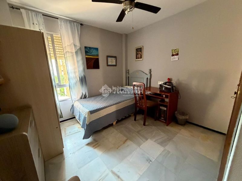 Foto b70e311b-7dbe-4e84-a957-cf6fece1e14d. Casa aparellada a Puertas del sur - Guadabajaque Jerez de la Frontera
