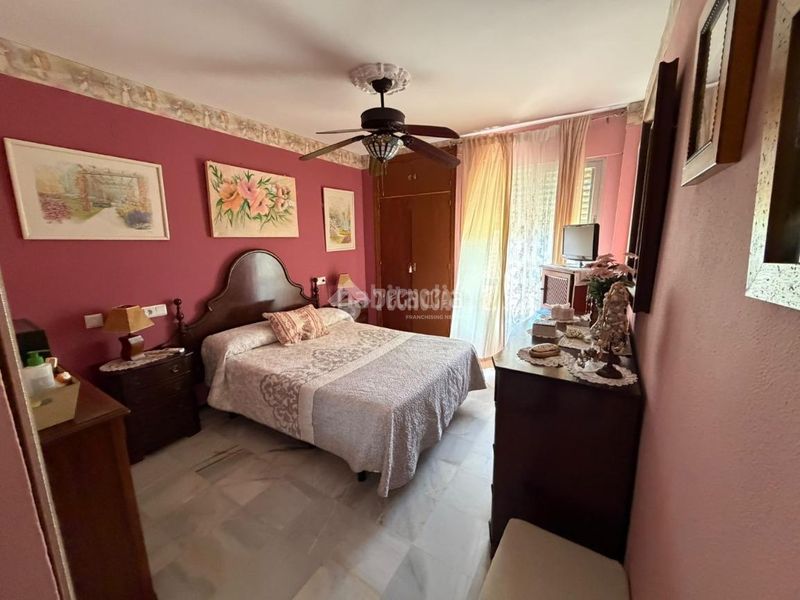 Foto d2d28b34-882e-4648-82e7-17766c8f607f. Casa aparellada a Puertas del sur - Guadabajaque Jerez de la Frontera