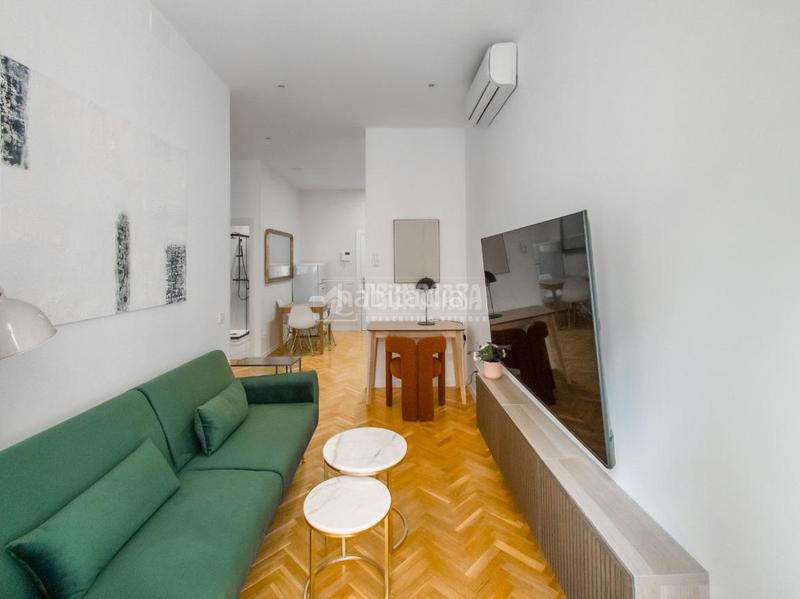Foto 4ed8f696-c5dd-455f-ac02-1693a8499ba4. Alquiler piso  en alquiler en Sol Madrid