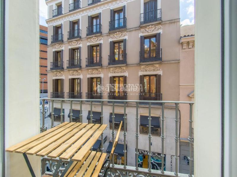 Foto 3e3672fc-43d1-4804-a30c-edfc5a66371e. Location appartement dans Sol Madrid