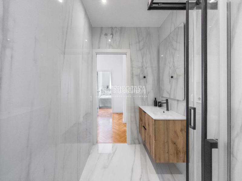 Foto 6386eeba-45b8-4de6-b570-bd041a85a9b7. Location appartement dans Sol Madrid