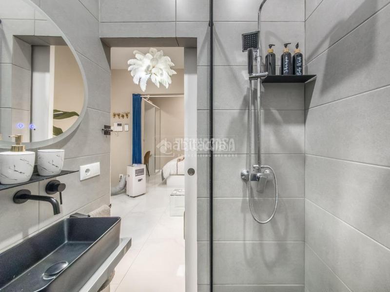 Foto 087bf908-d1a1-4df7-bf1c-caa9fb92a64a. Flat in Universidad-Malasaña Madrid