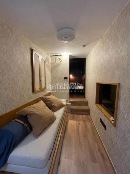 Foto 28e05f92-78a3-4124-95d7-2f28c6ca4a2b. Estudi a Universidad-Malasaña Madrid