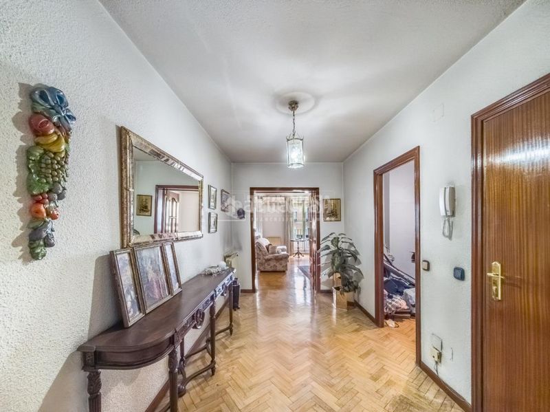 Foto 65716c2c-e709-487a-b5d3-7458c91ee422. Piso  en venta en Sol Madrid