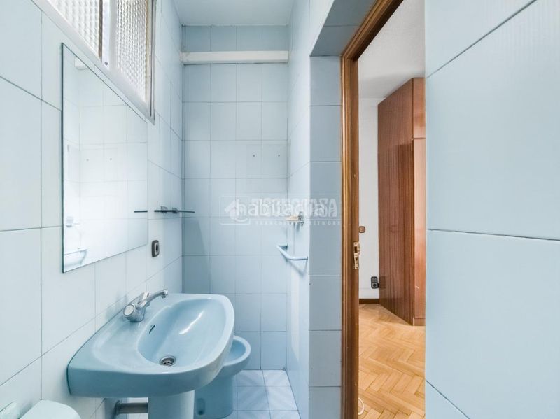 Foto 734dadec-8d2b-47a8-a1bd-e2cad5ca287d. Piso  en venta en Sol Madrid